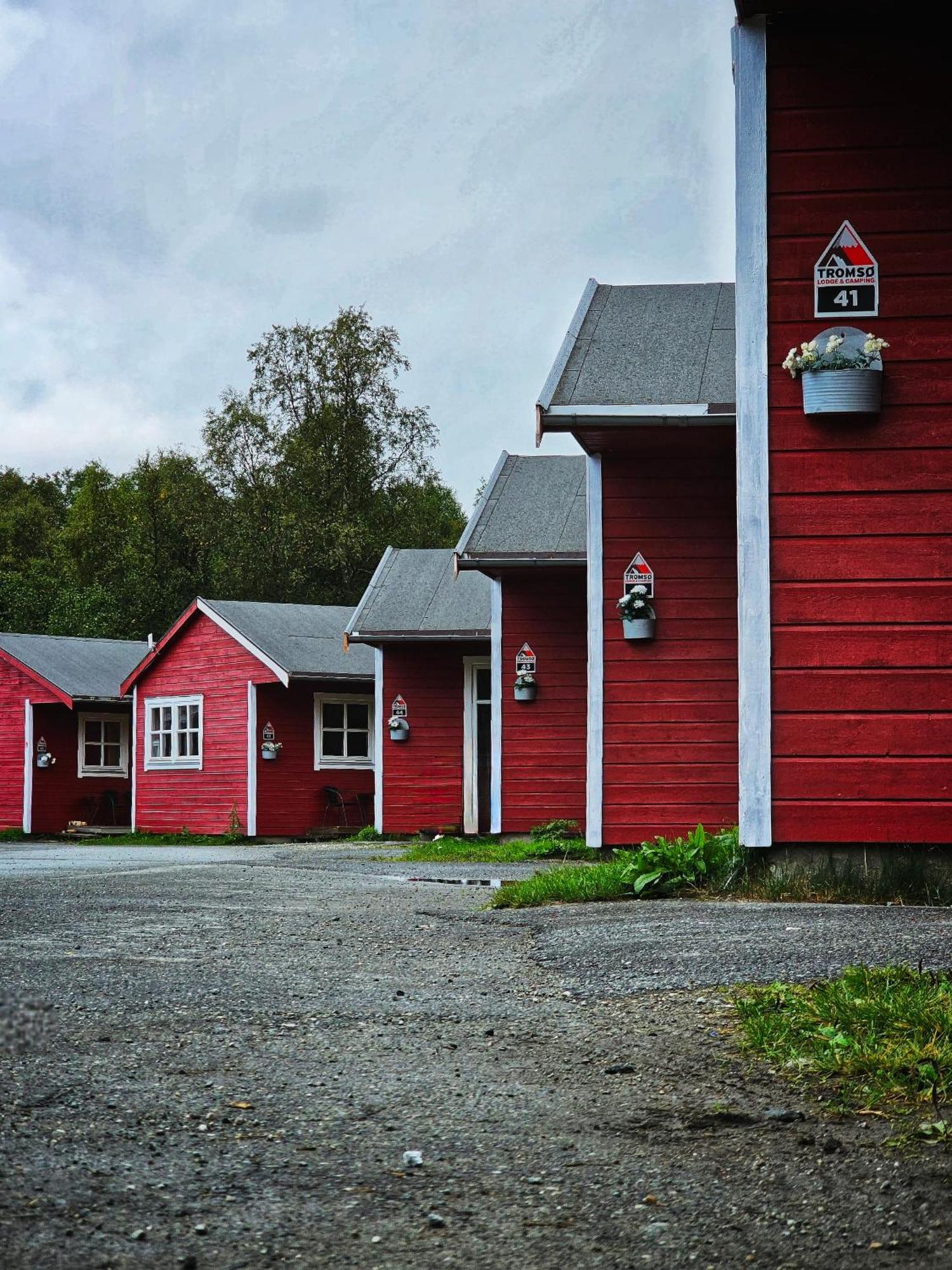 Tromso Lodge & Camping Exterior photo