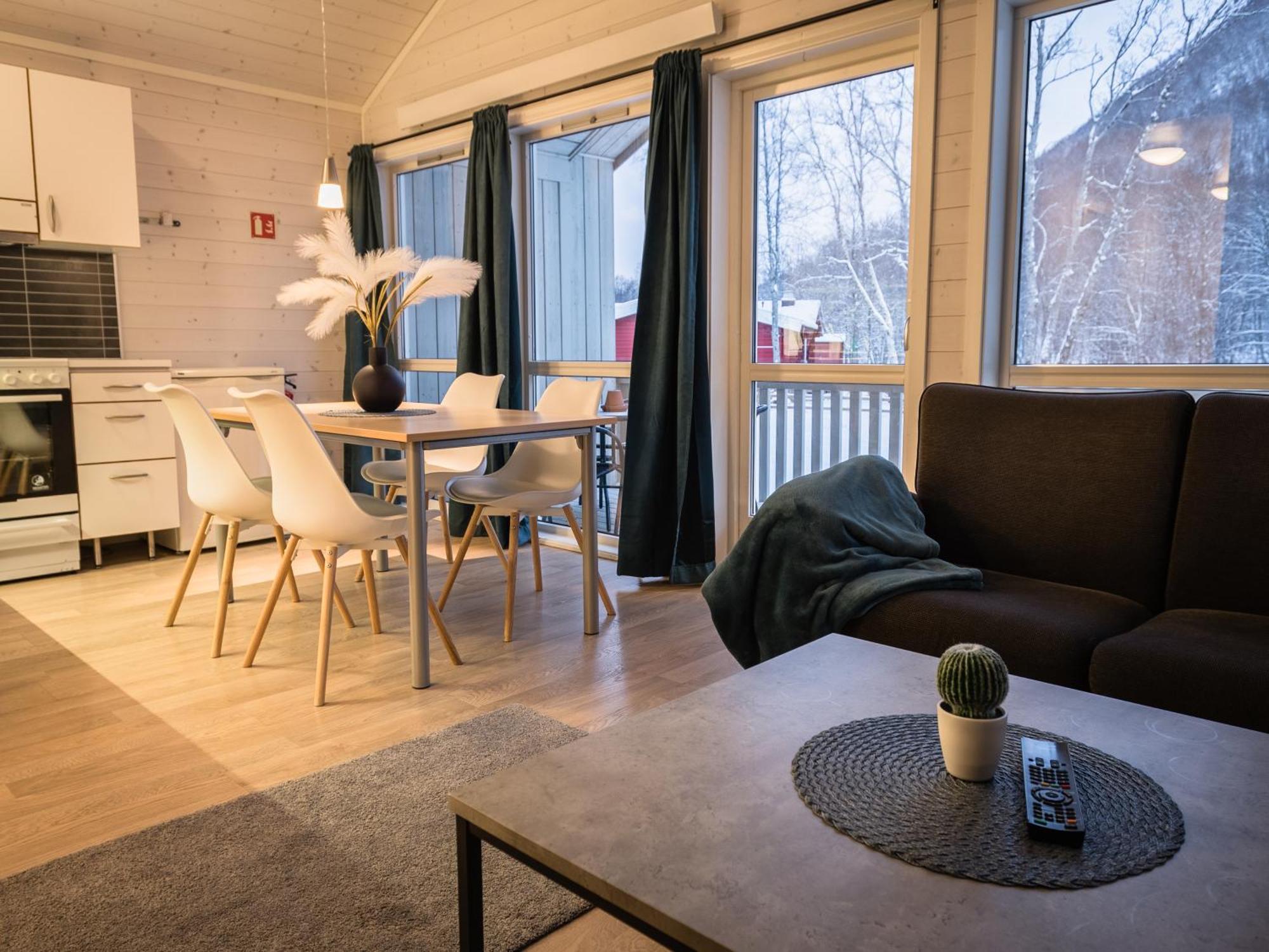 Tromso Lodge & Camping Room photo